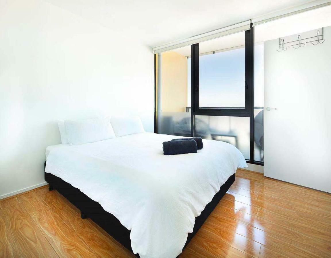 Captain Homes - Next Crown Convention Center Ocean Cbd View Free Parking Melbourne Exterior photo